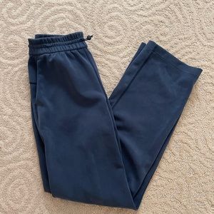 lululemon Softstreme High-Rise Pant in True Navy Size 6